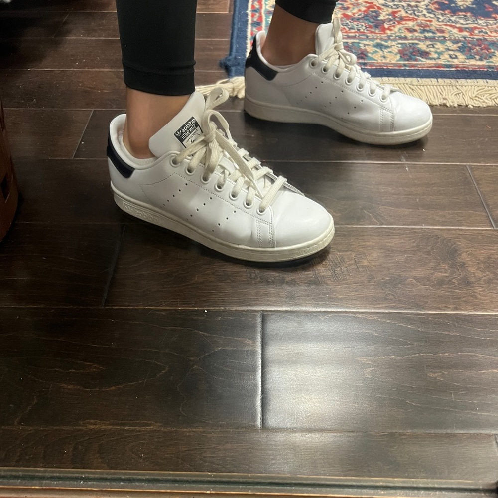 FINAL SALE Adidas Stan smith navy/white